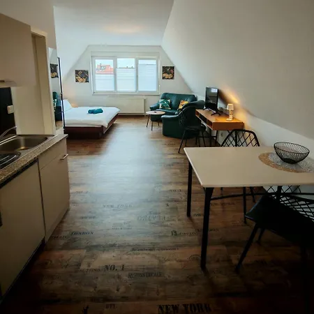 Domstadt Apartamento *